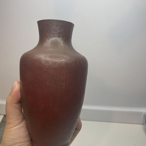 Hammered Copper Vase J.C.L.R. Antique Fluted Opening Handmade  6” H - Picture 2 of 8